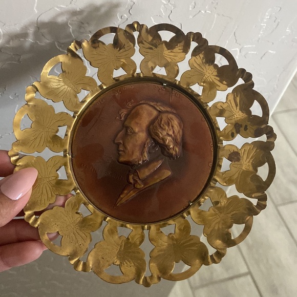 Vintage antique 1930’s brass composer wall decor BRAHMS/TCHAIKOVSKY/MENDELSSOHN - Picture 4 of 7